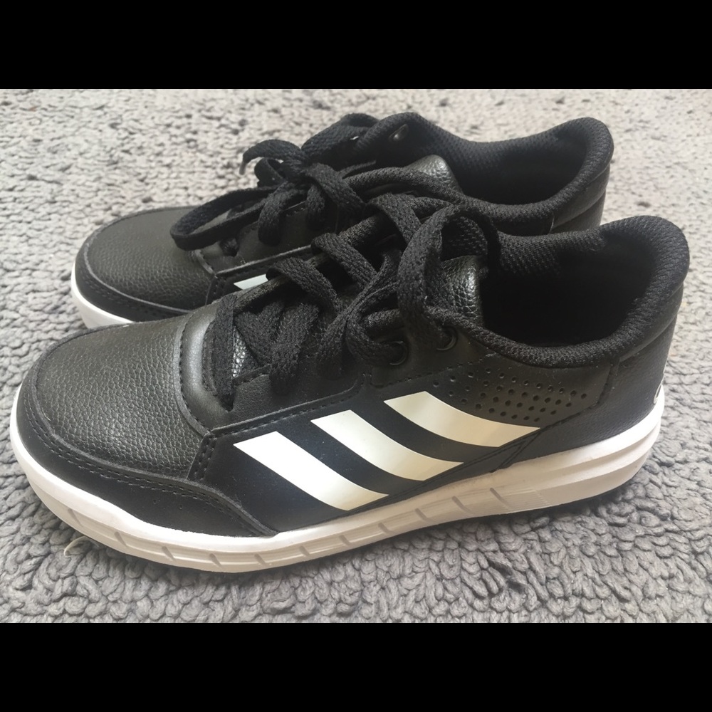 Never been worn boys shoes